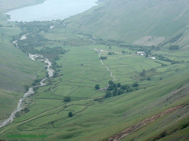 8th June 2004 - Walk 585 - Wasdale Head from Great Gable (Click Here to Return to Midland Hillwalkers Photos - aw585)