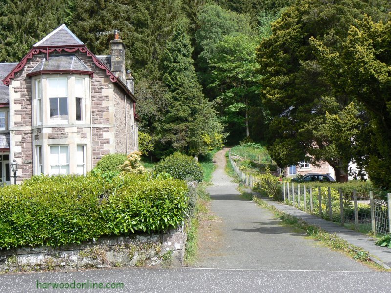 31st May 2006 - Callander - Tulipan Cresent Entrance to Forest Walks (Click Here to Return to Walk No. 661)
