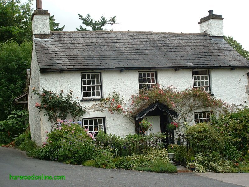 5th July 2003 - Walk 558 - BT Group - Lake District - Troutbeck Village cottage (Click Here to Return to Midland Hillwalkers Photos - aw585)